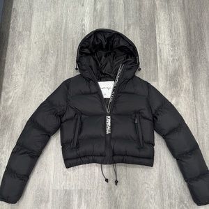 Kendall & Kylie black puffer hooded jacket